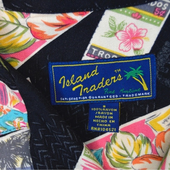 Vintage Island Traders Short Sleeve Button Down Tropical Rayon Shirt, Small - Picture 3 of 8